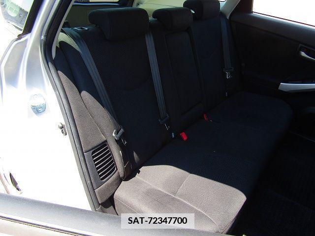Toyota PRIUS 2015-02 352041-3