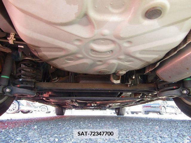 Toyota PRIUS 2015-02 352041-25