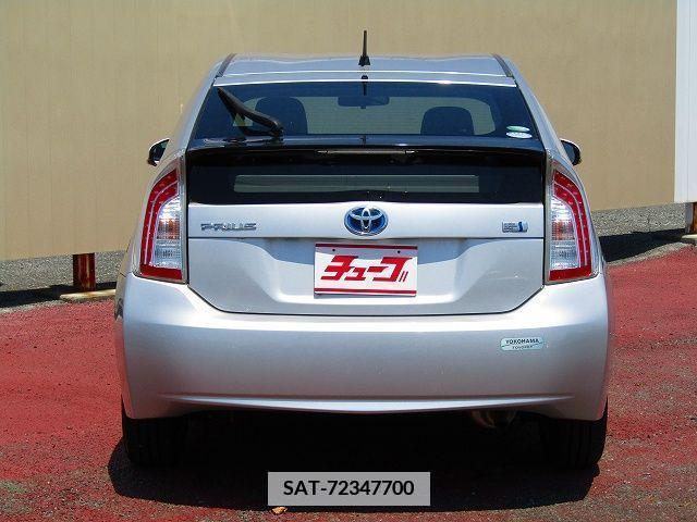 Toyota PRIUS 2015-02 352041-21