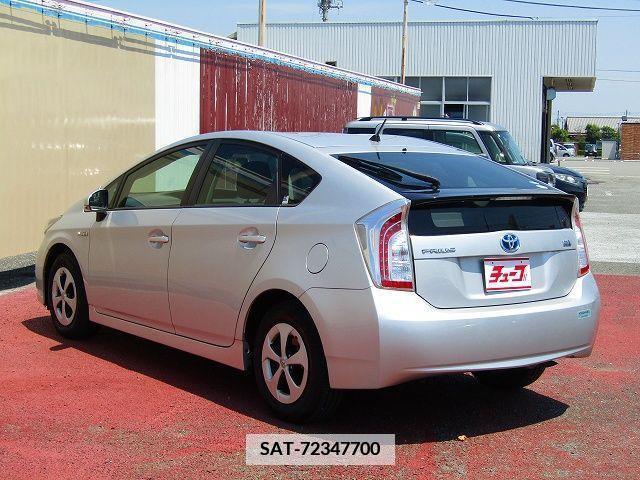Toyota PRIUS 2015-02 352041-8