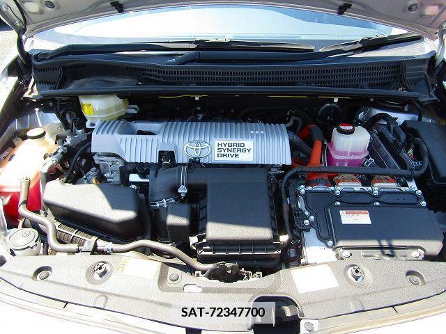 Toyota PRIUS 2015-02 352041-27