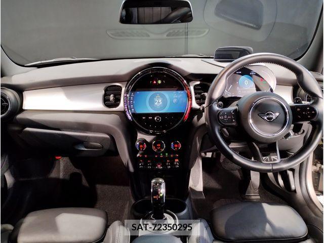 Bmw MINI 2021-07 212218-1