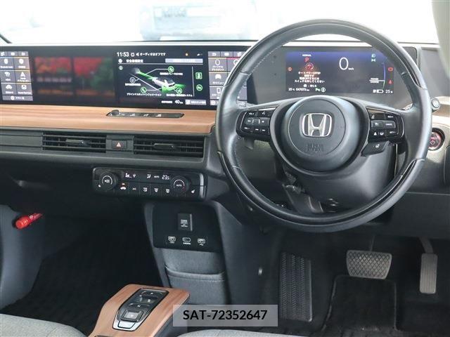 Honda e 2020-10 326691-1