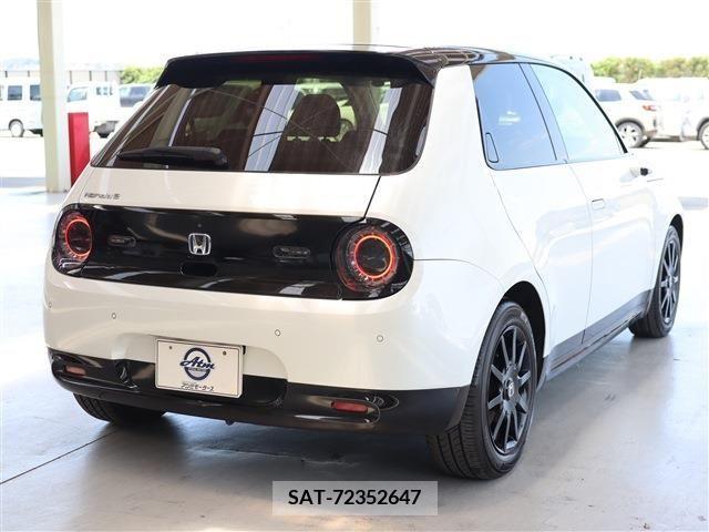 Honda e 2020-10 326691-5