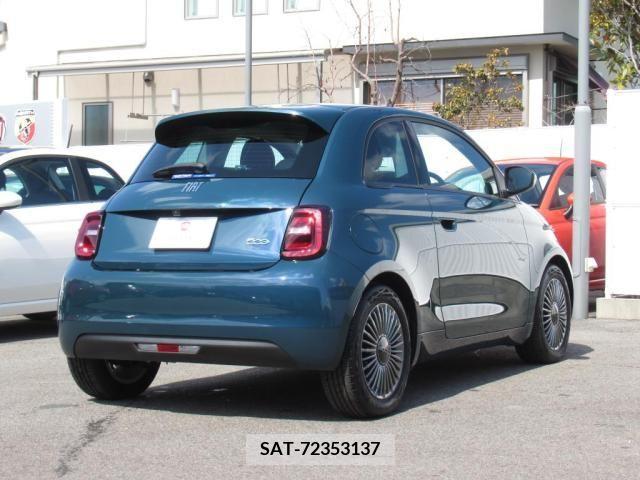 Fiat 500 2023-02 380730-10