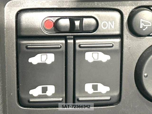 Honda FREED SPIKE 2012-06 302847-2