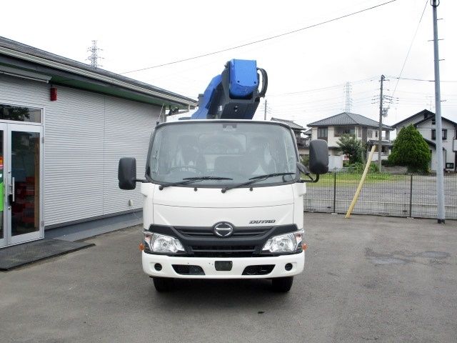 Hino DUTRO 2019-08 8083-1
