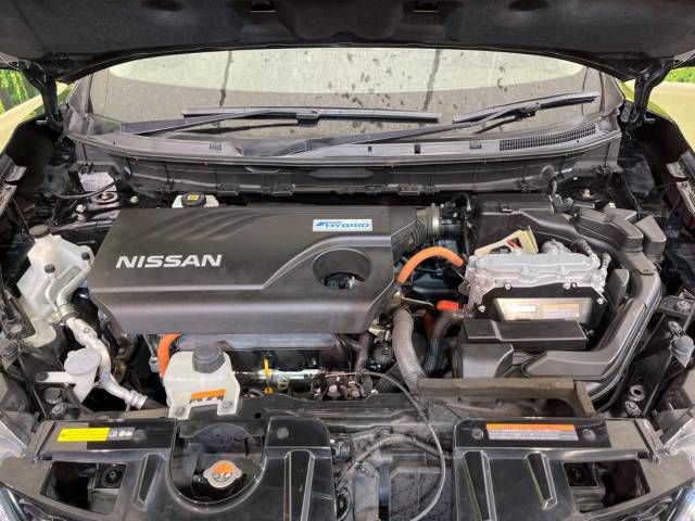 Nissan X-TRAIL 2016-06 194049-18