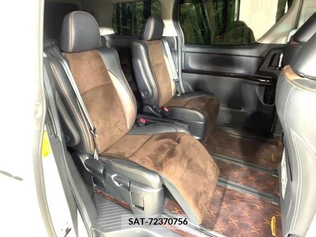 Toyota ALPHARD 2013-06 355526-9