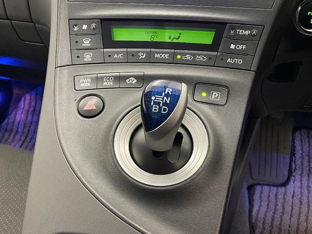 Toyota PRIUS 2011-12 26856-24