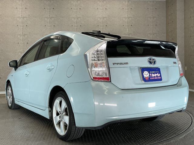 Toyota PRIUS 2011-12 26856-2