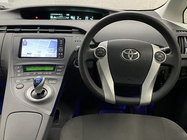 Toyota PRIUS 2011-12 26856-1