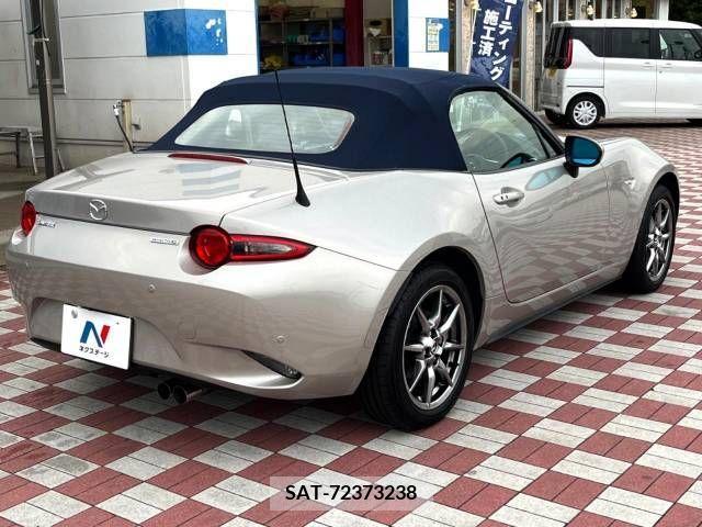 Mazda ROADSTER 2022-05 313826-17