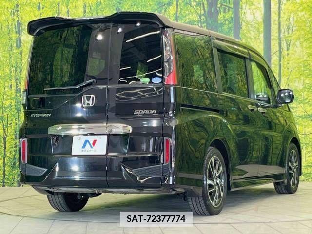 Honda e 2015-08 376531-17
