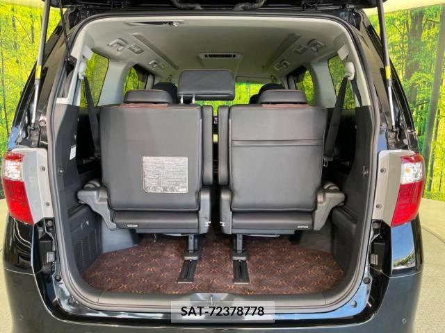 Toyota ALPHARD 2013-04 277965-11