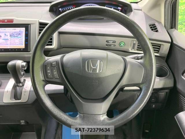 Honda FREED 2013-09 382174-12