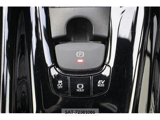 Toyota C-HR 2017-05 389947-14
