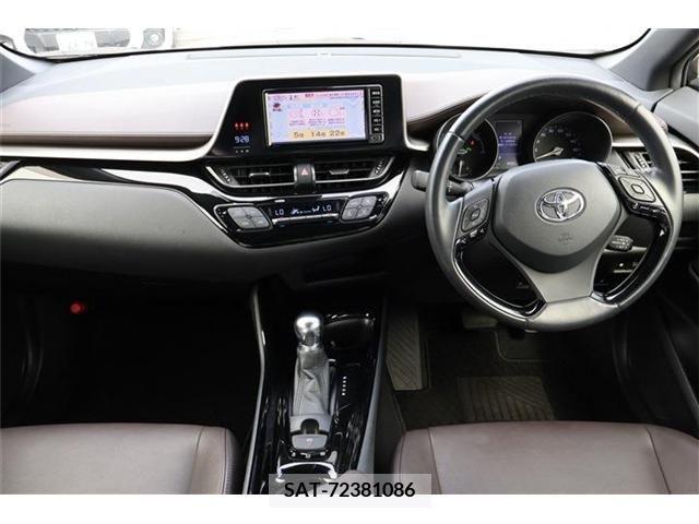 Toyota C-HR 2017-05 389947-3