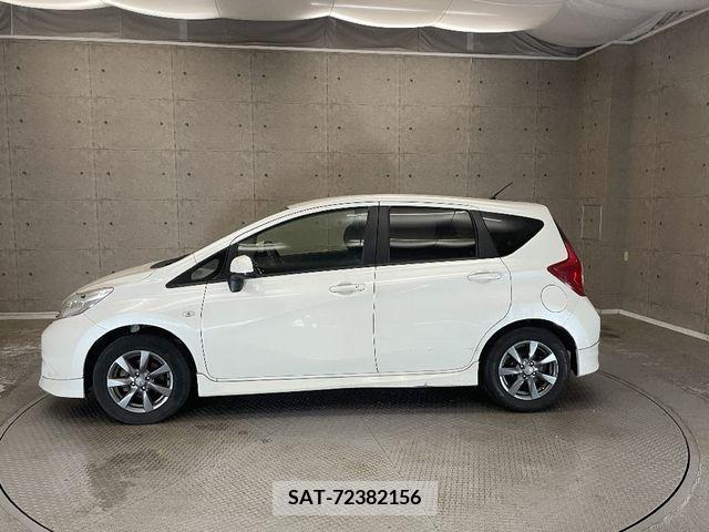 Nissan NOTE 2013-08 349087-7