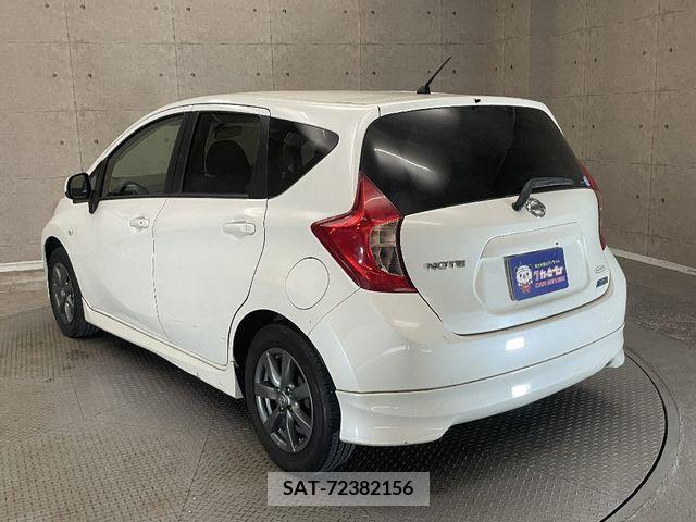 Nissan NOTE 2013-08 349087-2