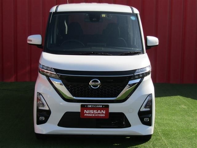 Nissan ROOX 2023-04 189759-16