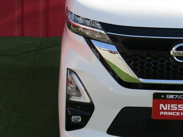Nissan ROOX 2023-04 189759-21