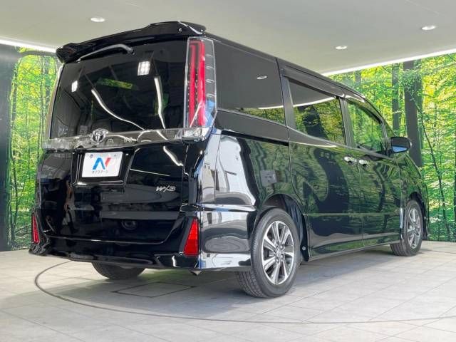 Toyota NOAH 2018-02 24389-18