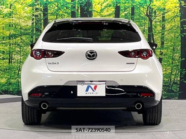 Mazda MAZDA3 2022-11 363289-15