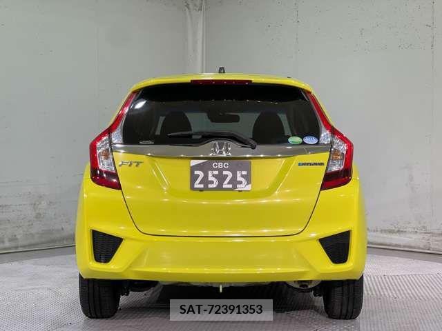Honda FIT 2014-04 204558-9
