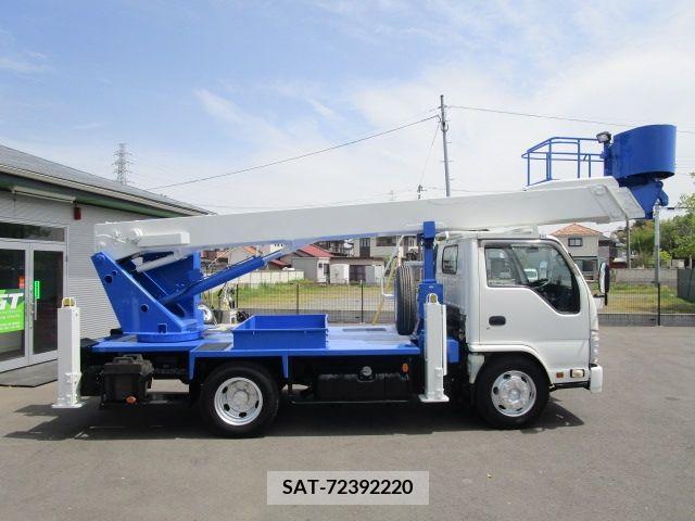Isuzu ELF TRUCK 2013-03 296978-1