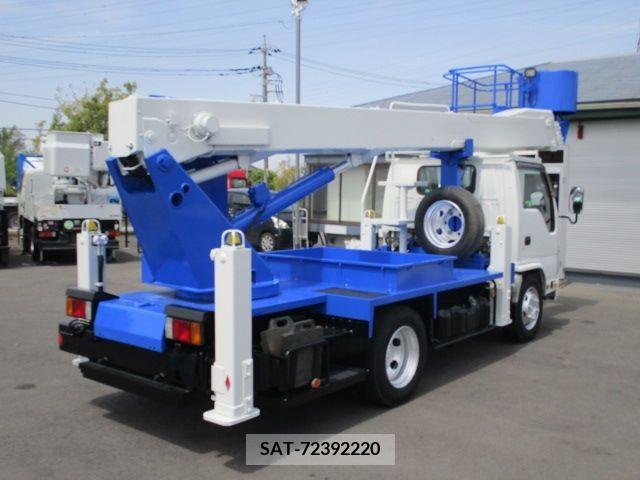 Isuzu ELF TRUCK 2013-03 296978-4