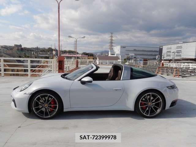 Porsche 911 2023-03 216322-8