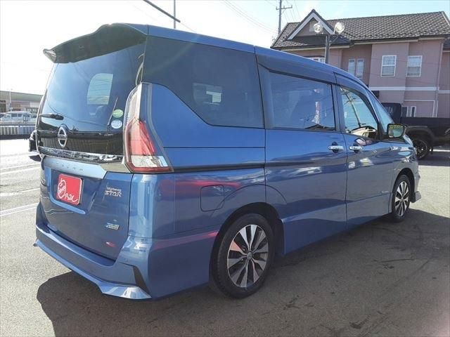 Nissan SERENA 2017-09 10367-4