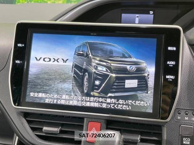 Toyota VOXY 2018-03 209577-2