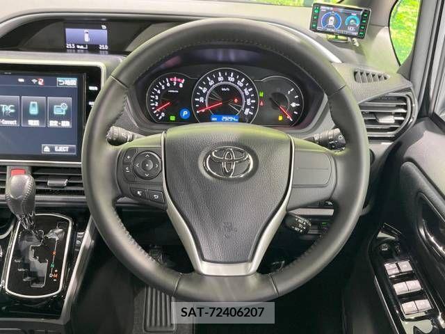 Toyota VOXY 2018-03 209577-12