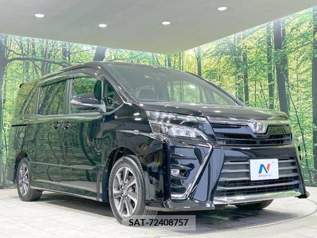 Toyota VOXY 2017-08 225088-16