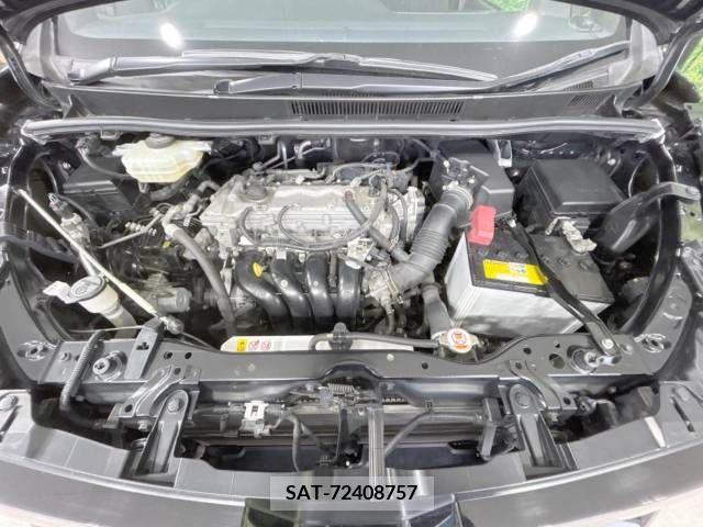 Toyota VOXY 2017-08 225088-18