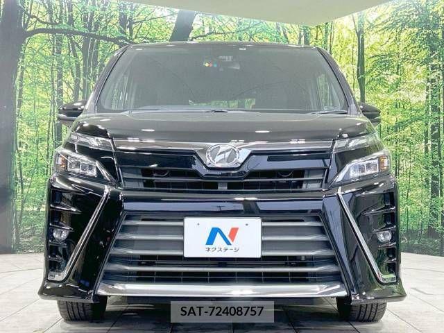 Toyota VOXY 2017-08 225088-14