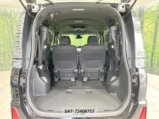 Toyota VOXY 2017-08 225088-11