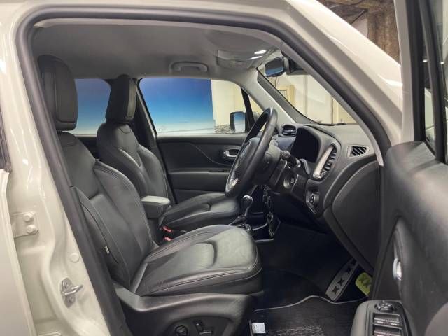 Jeep RENEGADE 2020-09 27553-8