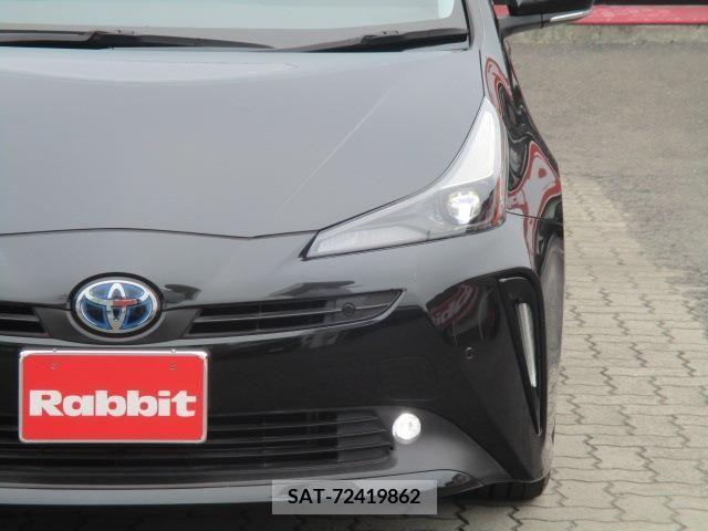 Toyota PRIUS 2022-01 322499-3