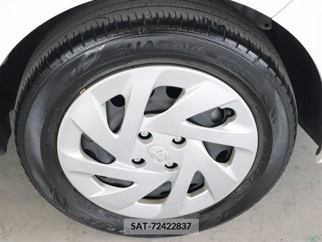Toyota AQUA 2019-01 395666-4