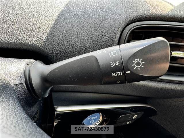 Toyota PRIUS 2016-11 393410-27