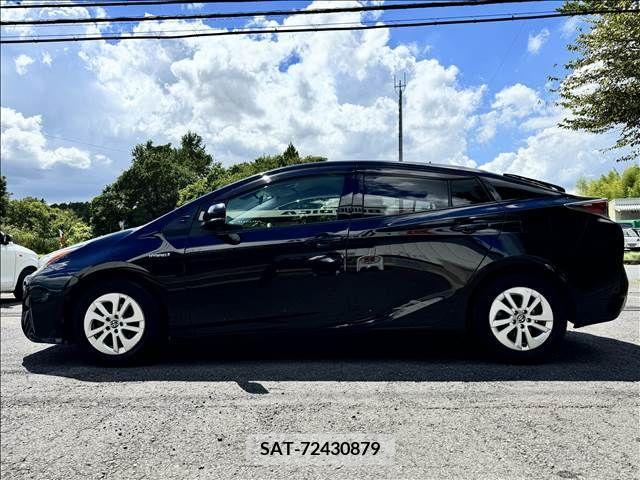 Toyota PRIUS 2016-11 393410-5