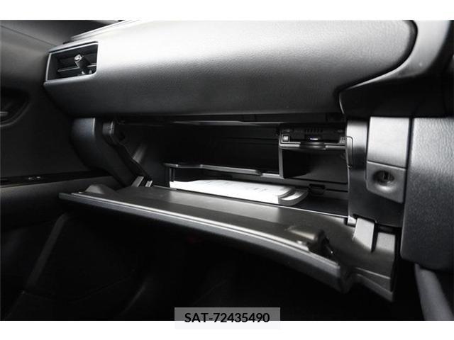 Lexus UX 2019-04 354123-7