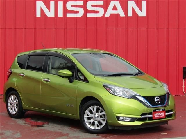 Nissan NOTE 2017-04 6874-0