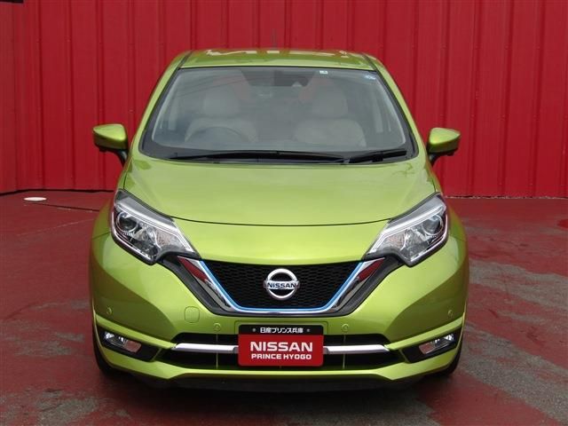 Nissan NOTE 2017-04 6874-25