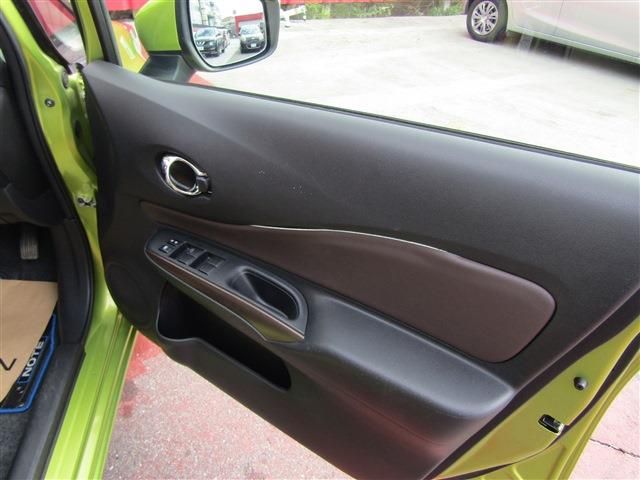 Nissan NOTE 2017-04 6874-22
