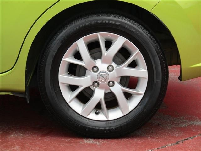 Nissan NOTE 2017-04 6874-8