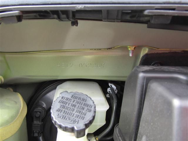 Nissan NOTE 2017-04 6874-29